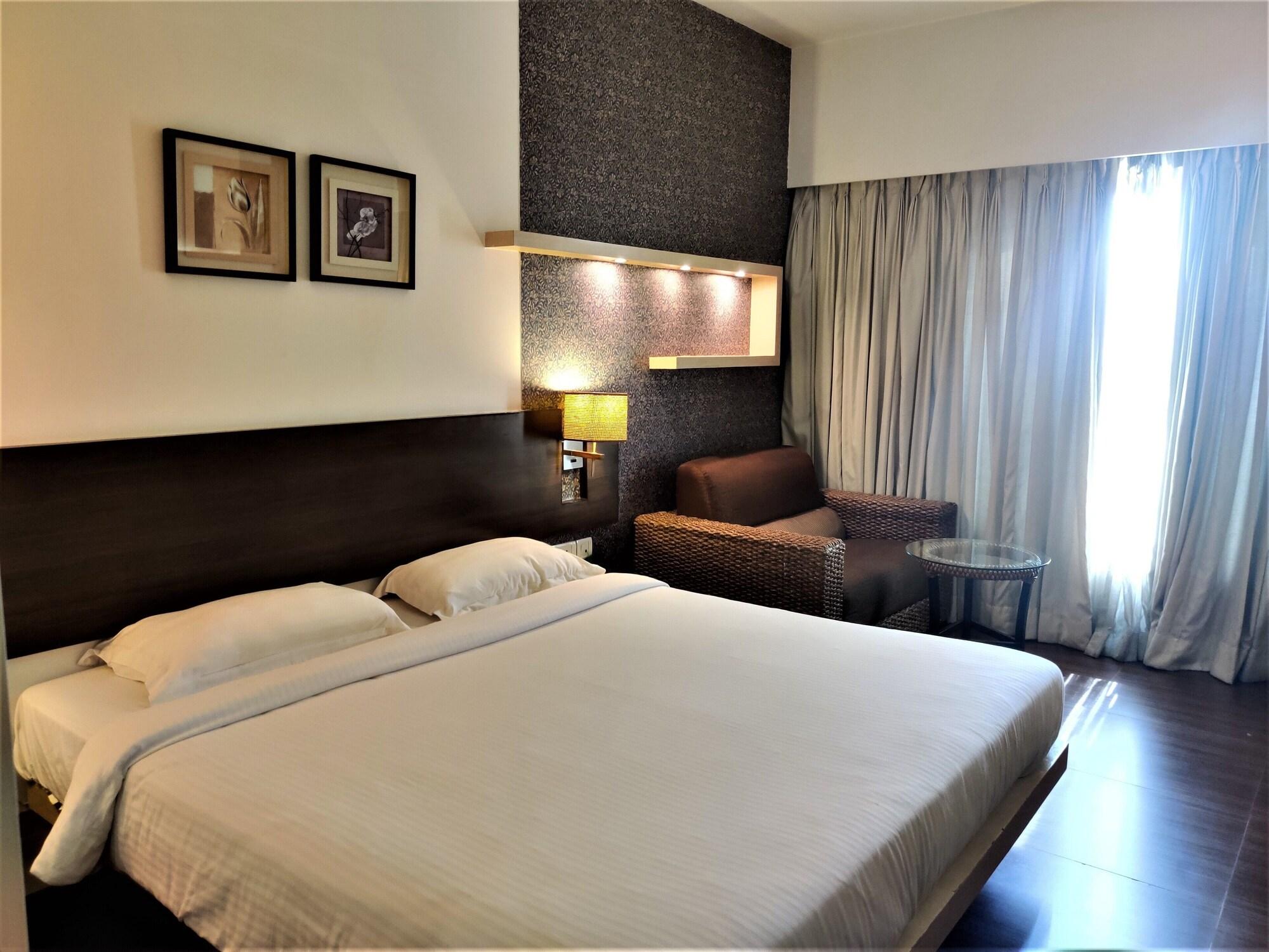 Hotel Satkar Residency Thane Exterior foto